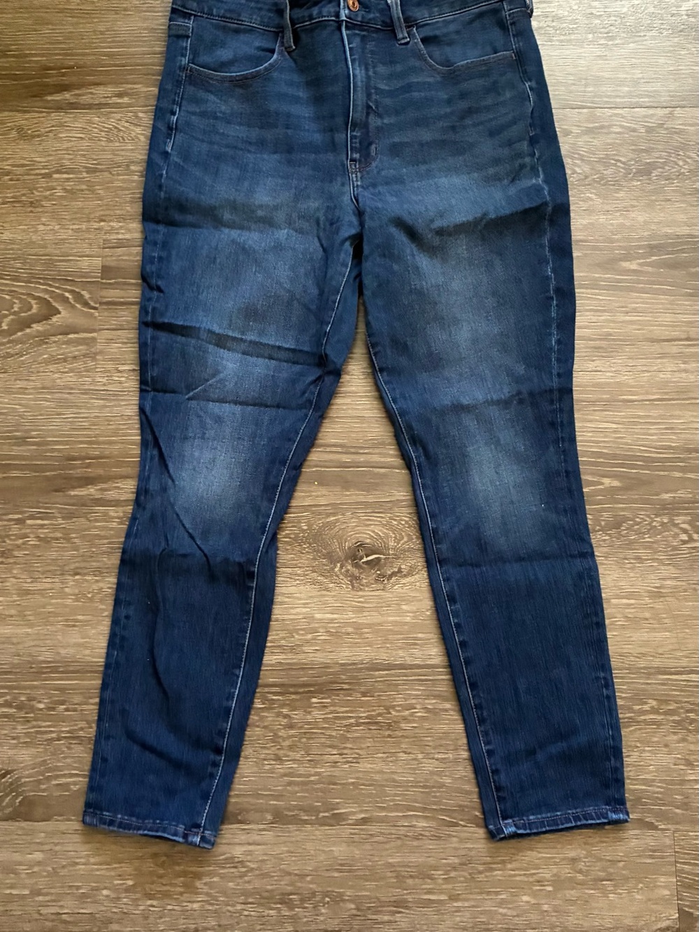 American Eagle Outfitters Women's Skinny Jeans in Dark Blue
